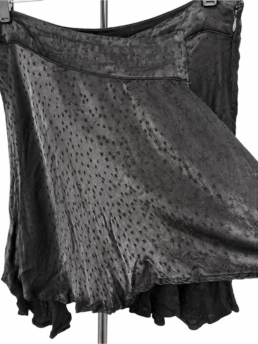 Free People Black Star Pattern Asymmetrical Satin Feel Size 12 Witchy